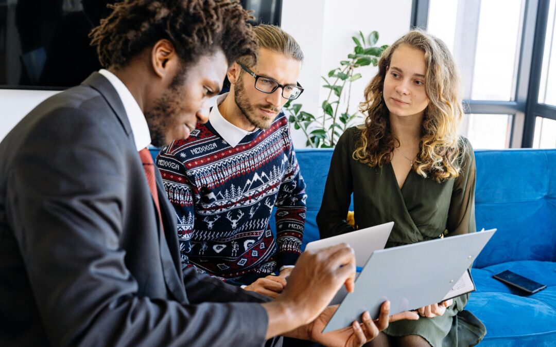 Why Insurance Agents Should Choose RECAMP Over Traditional Marketing Methods